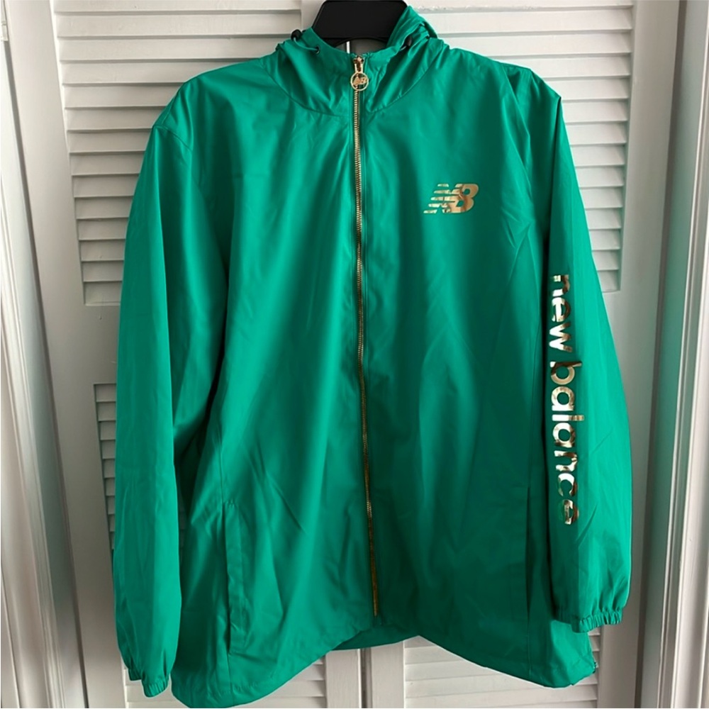 New Balance water resistant wind breaker NWT jacket